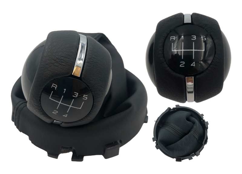 Transmission gear lever boot